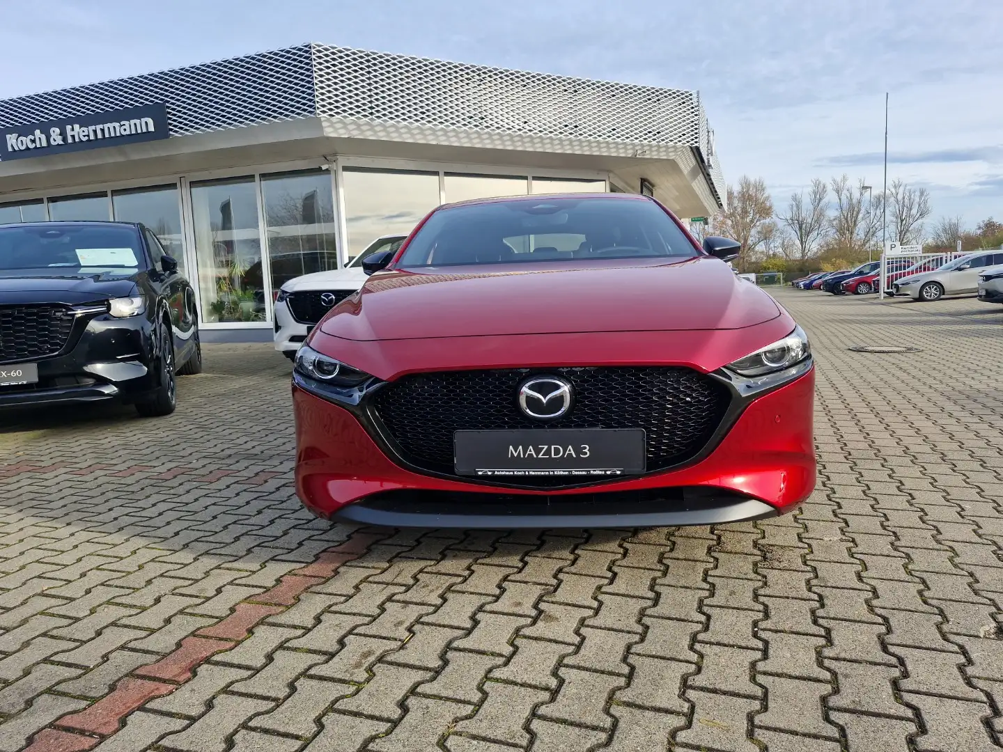 Mazda 3 2.5L e-SKYACTIV G 140ps Automatik Homura Rot - 2
