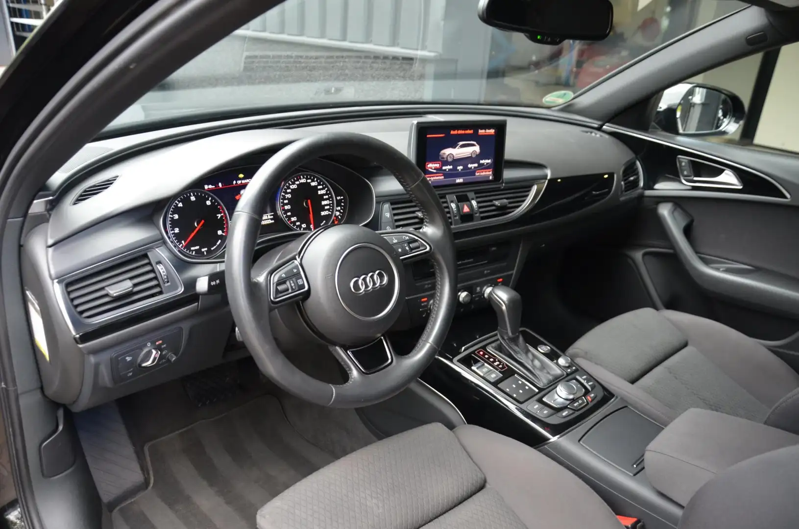 Audi A6 Avant 1.8 TFSI Ultra Advance S-line, Matrix, 20inc Noir - 2