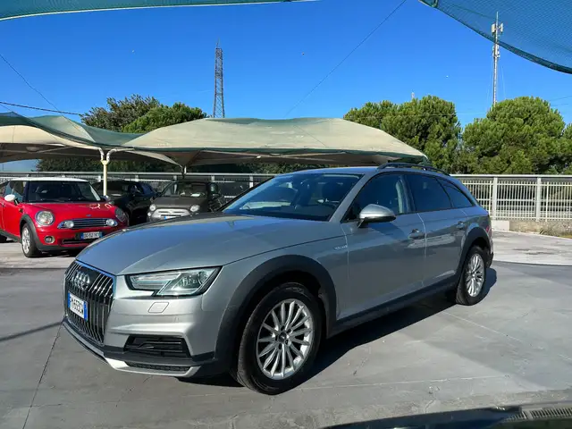 Audi A4 allroad A4 Allroad 2.0 tdi 150cv**GANCIO TRAINO**