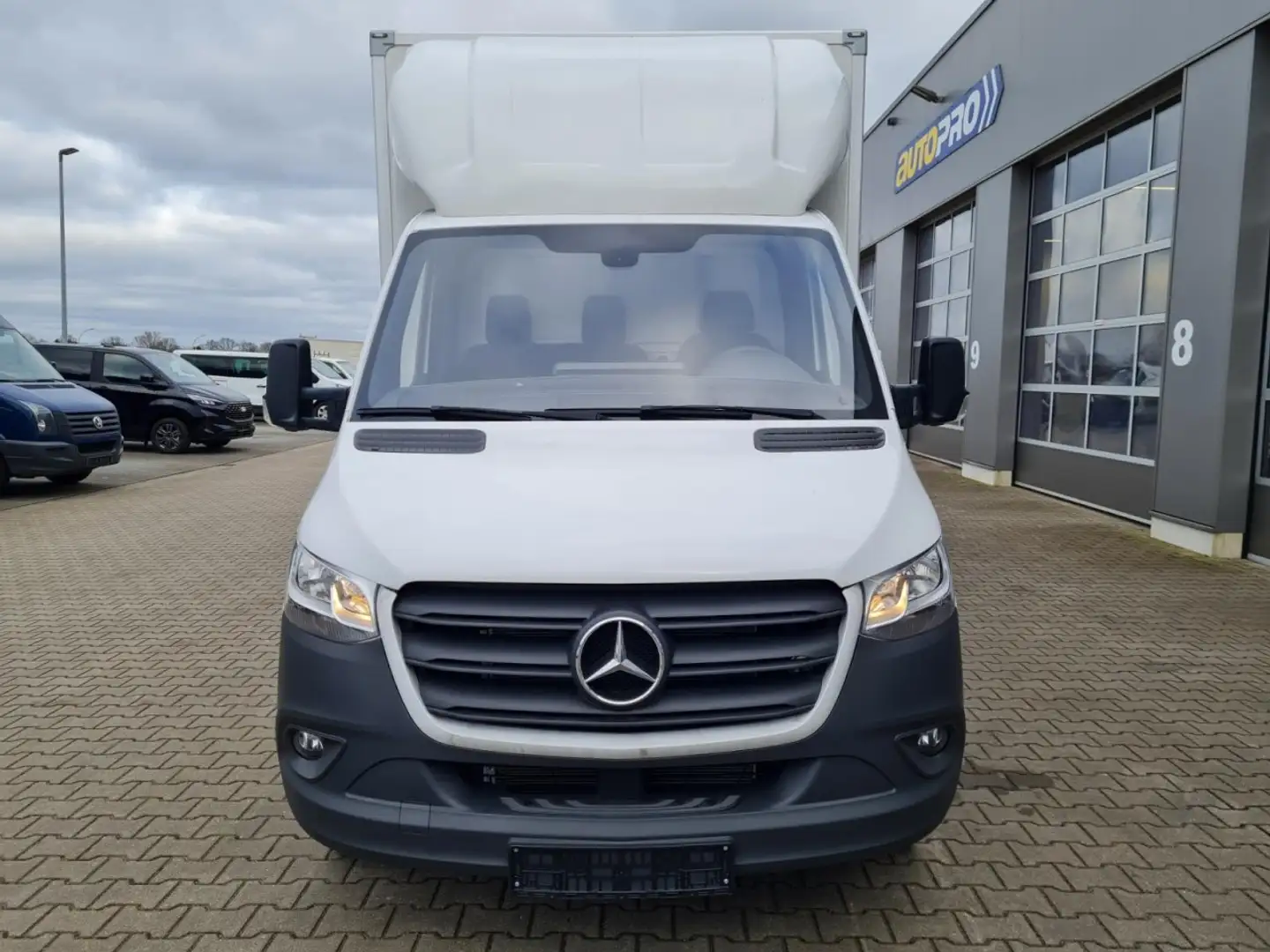 Mercedes-Benz Sprinter 315 Koffer lang MBux KLIMA NAVI TEMPOMAT Weiß - 2