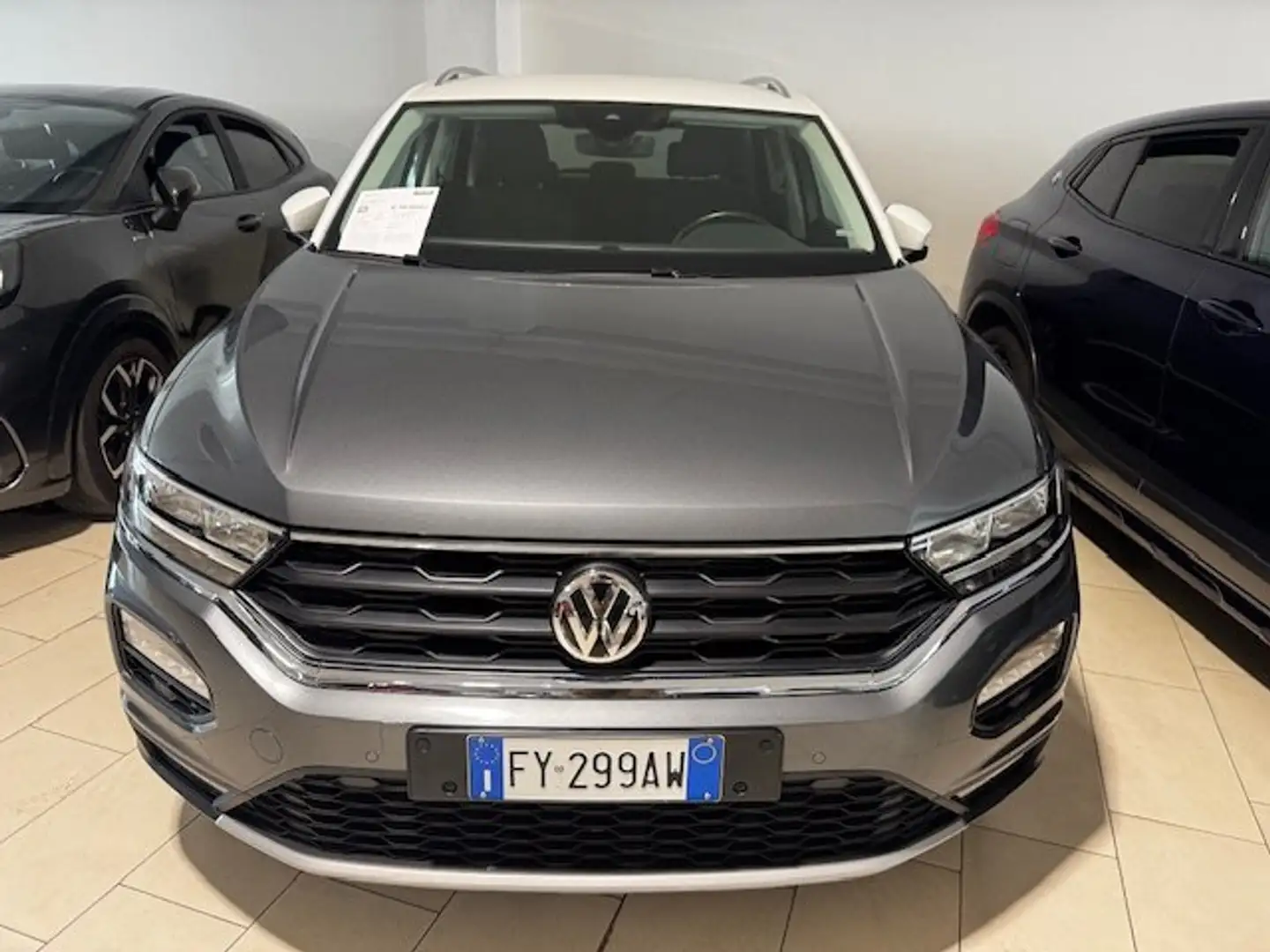 Volkswagen T-Roc 1.5 tsi Style 150CV Grigio - 2