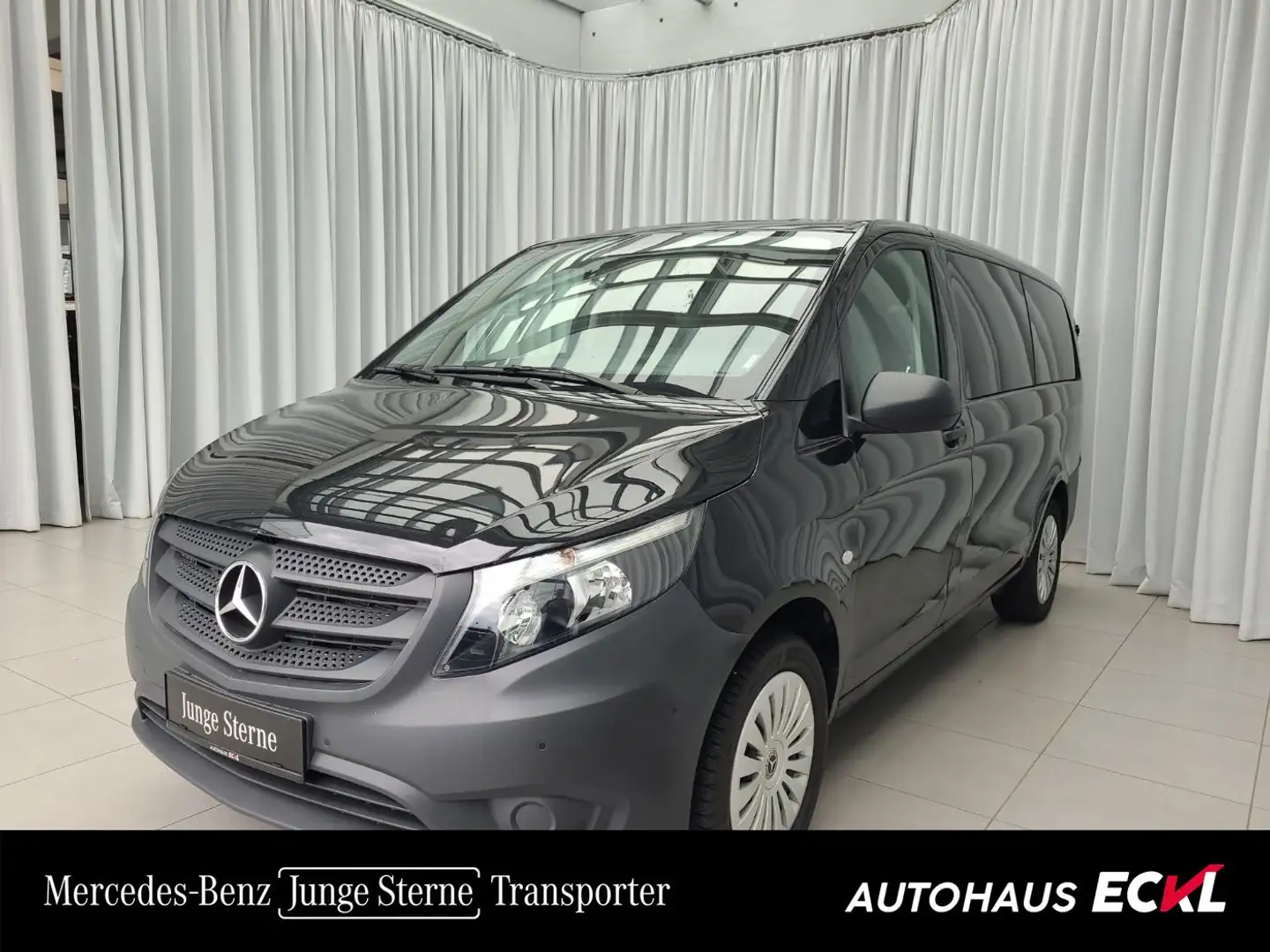 Mercedes-Benz Vito 116 CDI Tourer PRO Lang PDC KAM Schwarz - 1