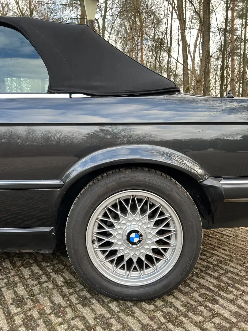 BMW 325 325 325i Zwart - 2