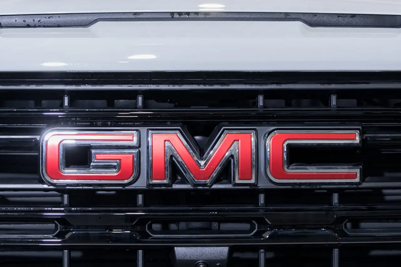 GMC Sierra 1500 снимка GMC Sierra 1500