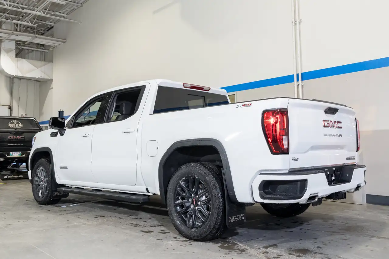 GMC Sierra 1500 снимка GMC Sierra 1500