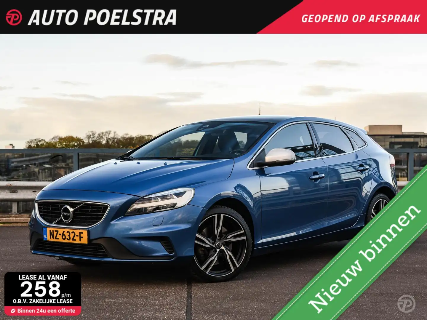 Volvo V40 2.0 D3 150 PK Business Sport R-Design Panoramadak Blauw - 1