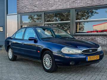 Mondeo 1.8-16V Ghia Platin.