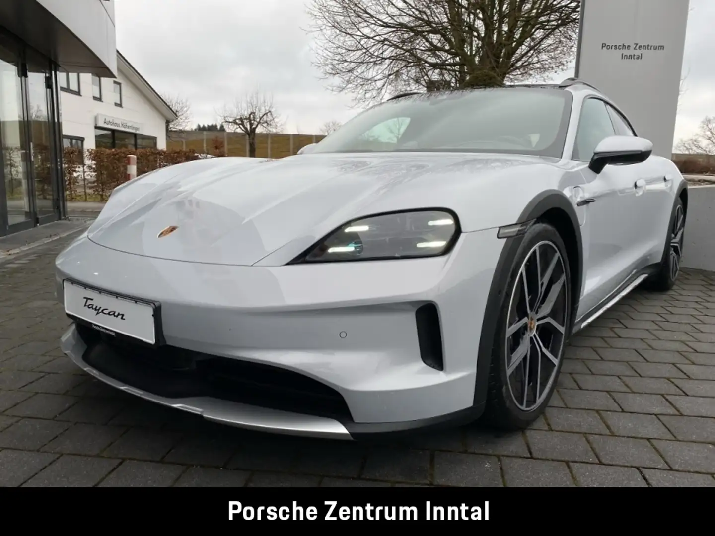 Porsche Taycan 4 Cross Turismo | Hinterachslenkung | Grau - 1