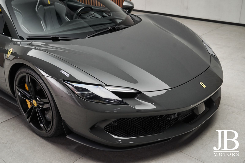 Ferrari 296 GTS Lift LED Racing Seats Passenger Dipl. — photo 6