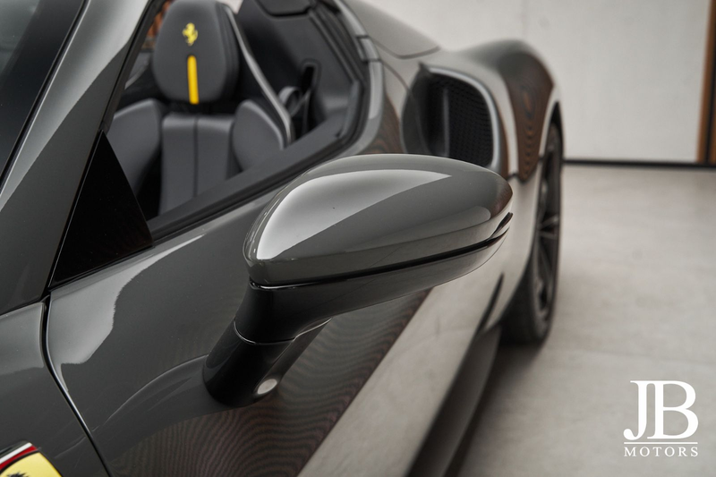 Ferrari 296 GTS Lift LED Racing Seats Passenger Dipl. — photo 9