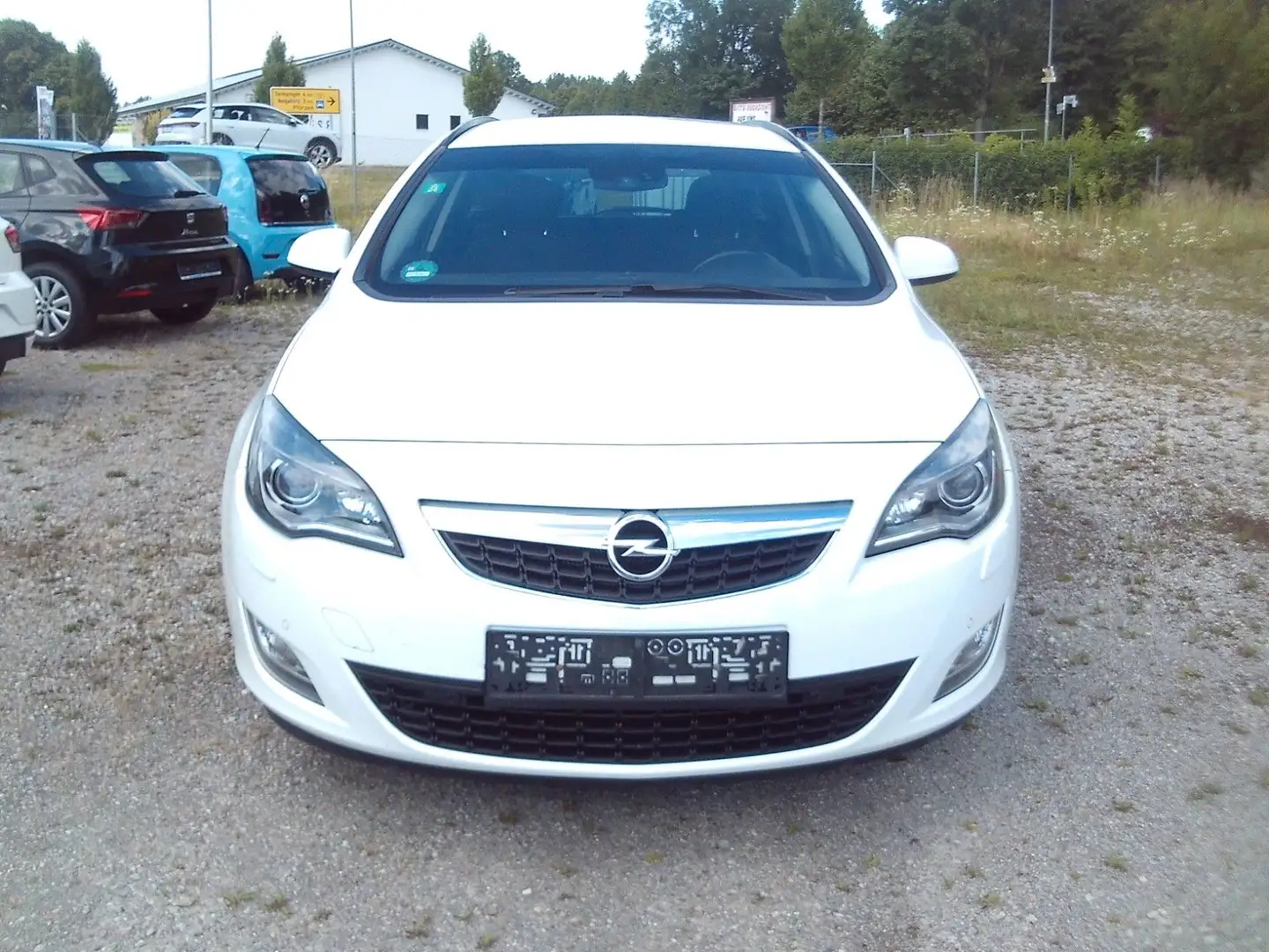 Opel Astra J Sports Tourer Design Edition 2.Hand Weiß - 2