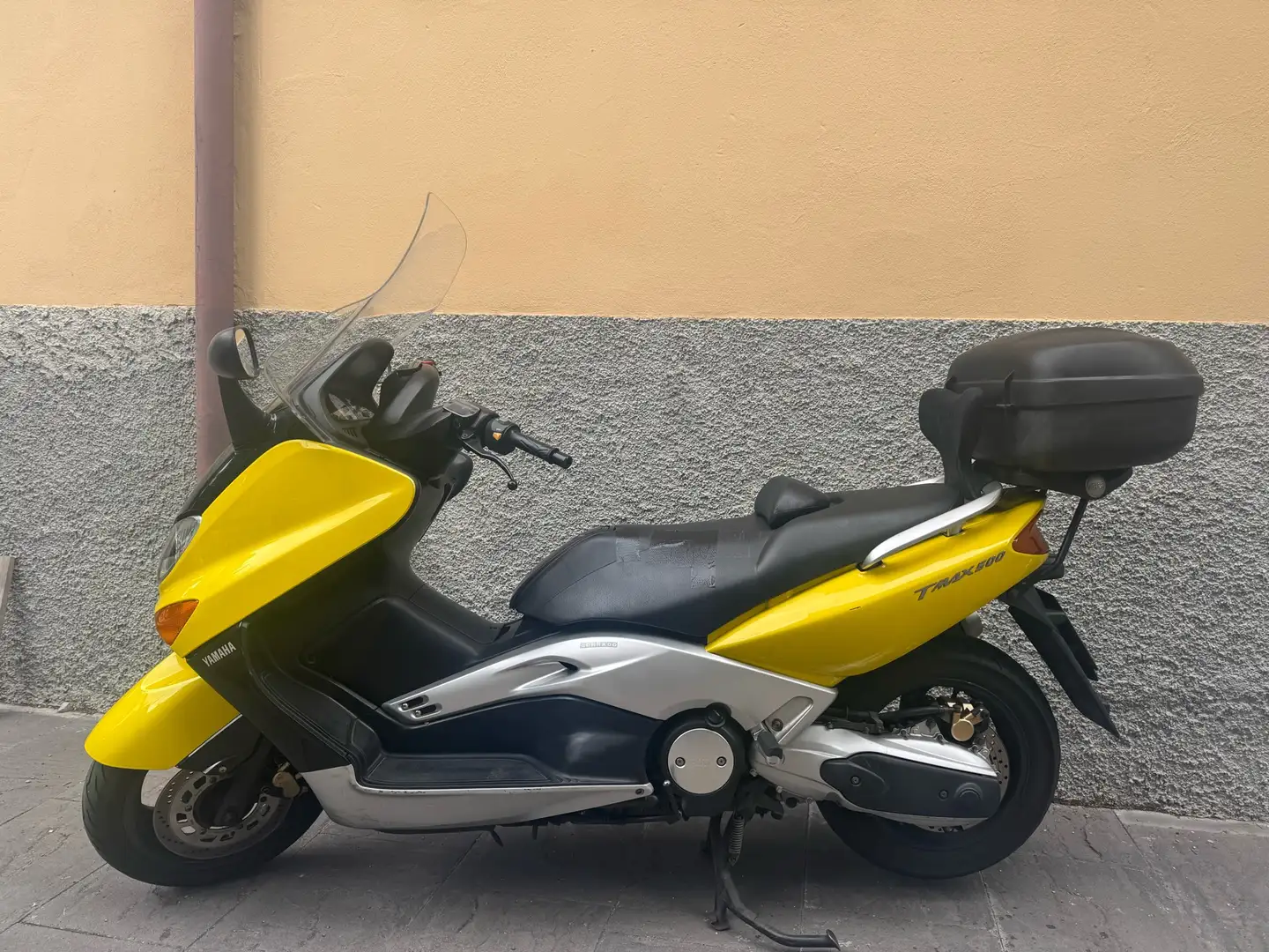 Yamaha TMAX 500 Jaune - 1