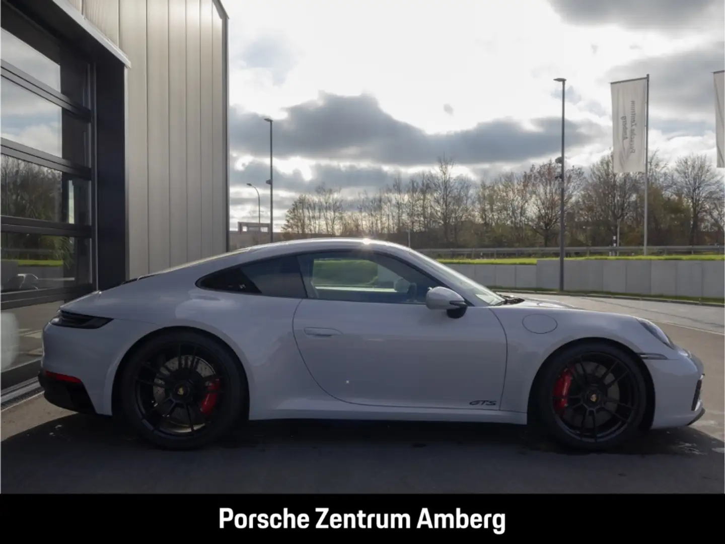 Porsche 992 911 Carrera 4 GTS Liftachse Achslenkung InnoDrive Grau - 2