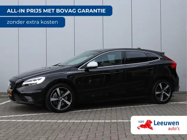 Volvo V40 1.5 T3 Polar+ R-design | Panoramadak | Leder | Tre