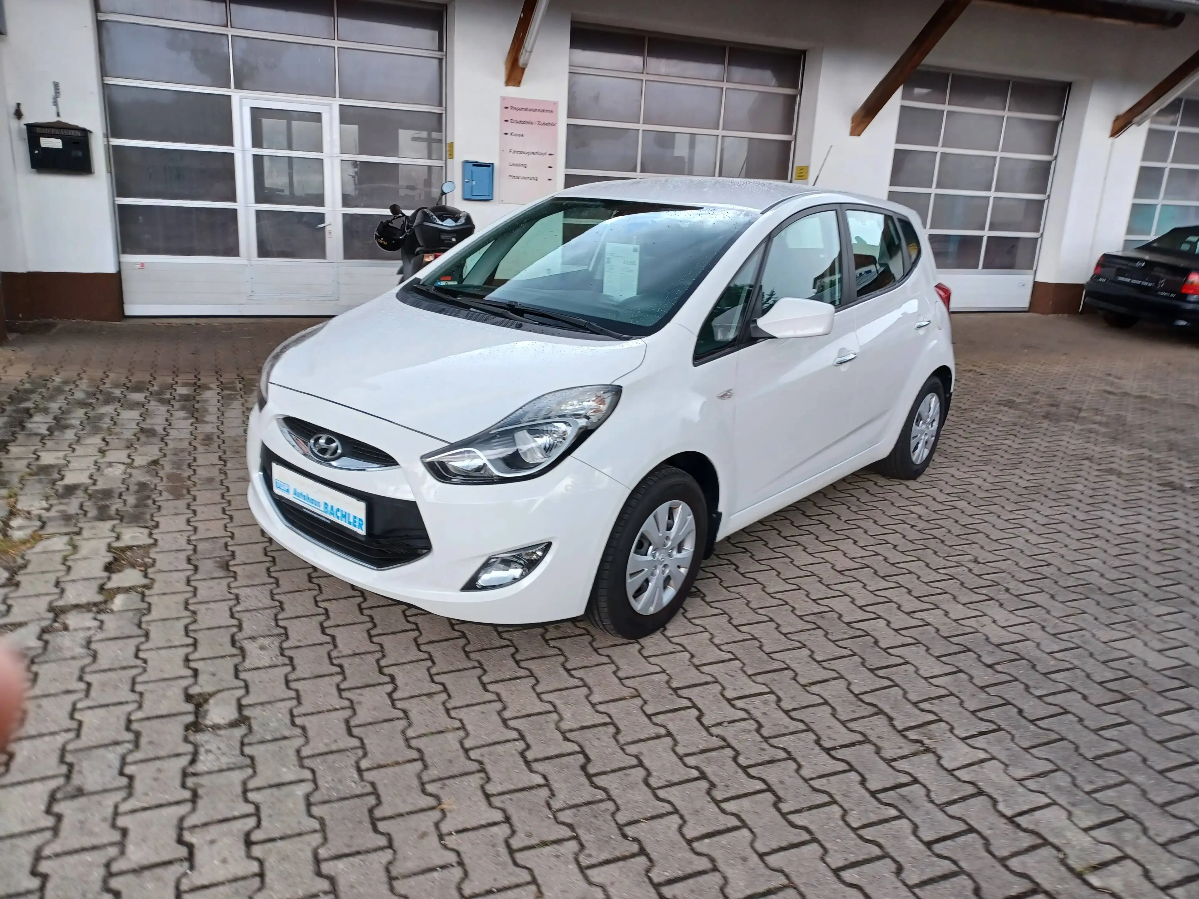 Hyundai iX20 1.Hd.~unfallfrei~HU neu~Klima~ele. FH+Spiegel~