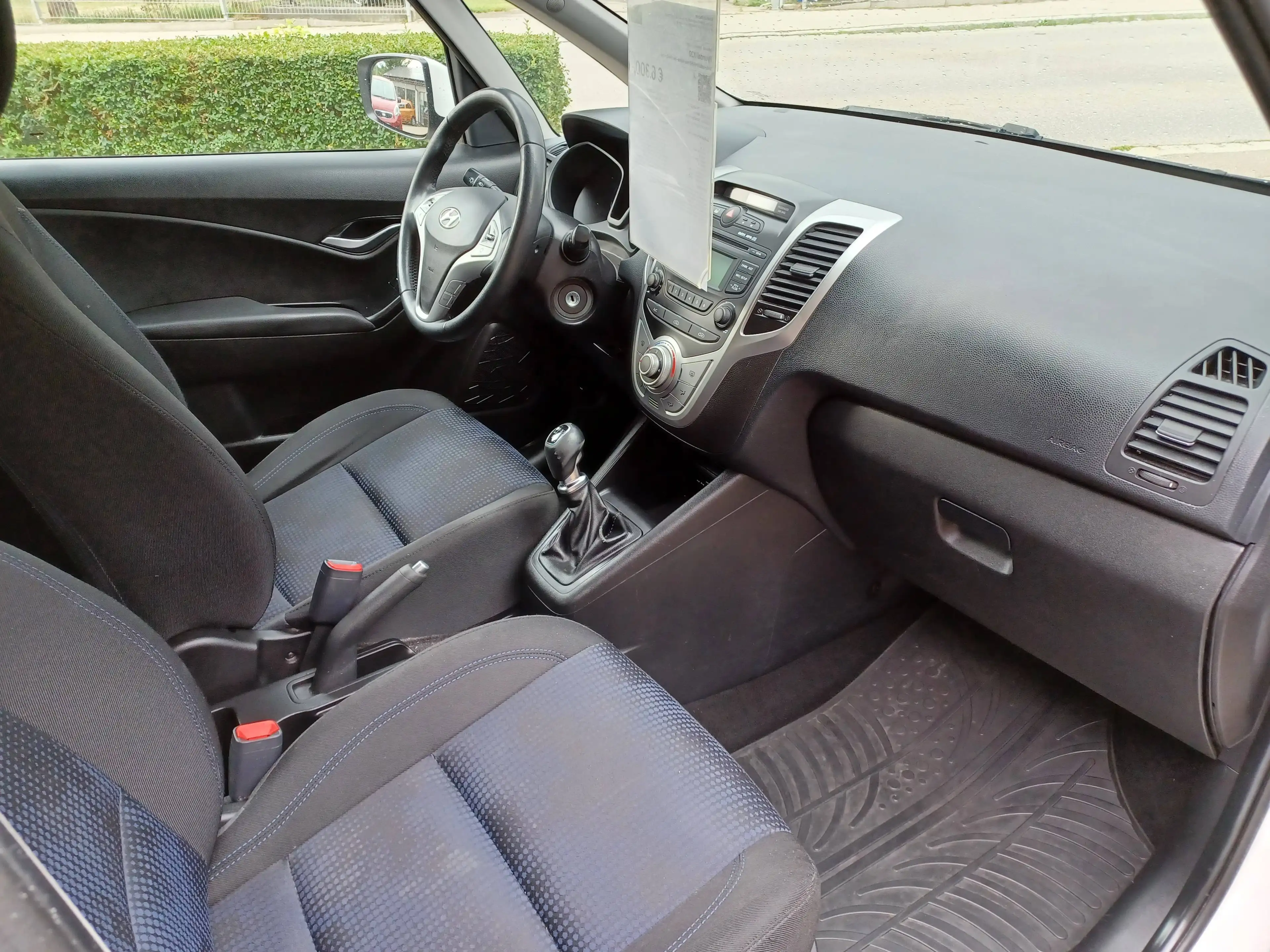 Hyundai iX20 1.Hd.~unfallfrei~HU neu~Klima~ele. FH+Spiegel~ — photo 10