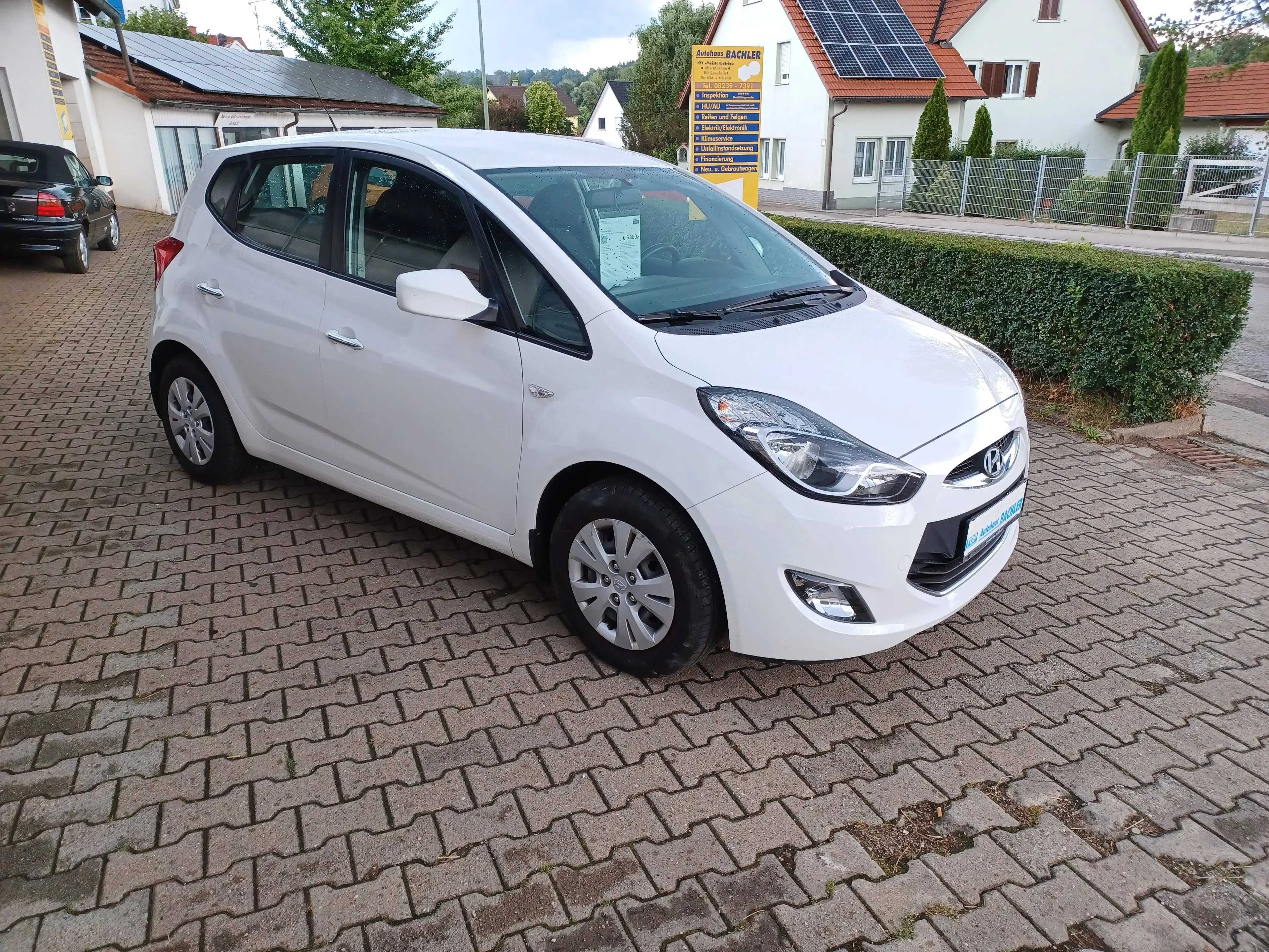 Hyundai iX20 1.Hd.~unfallfrei~HU neu~Klima~ele. FH+Spiegel~ — photo 3