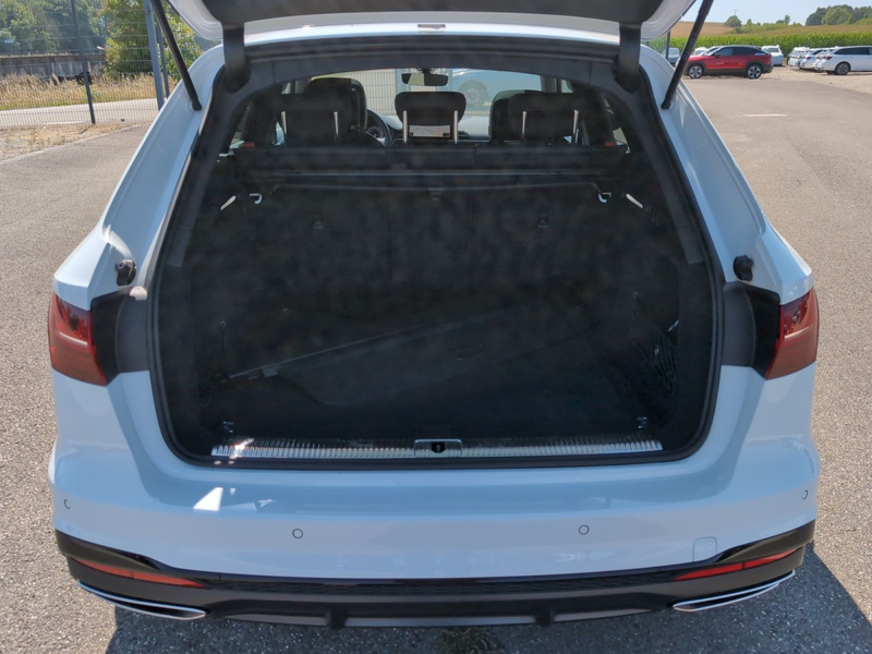 Audi A4 40 TFSI q. S-Tronic S-Line, Panoramadac — photo 14