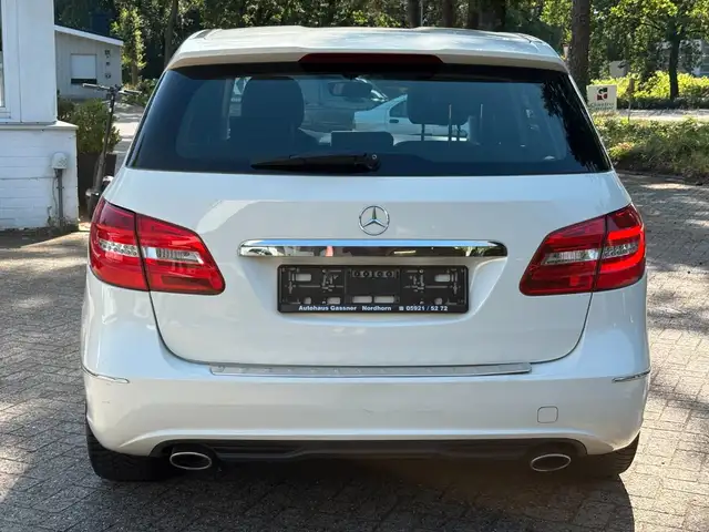 Mercedes-Benz B-Class view 6