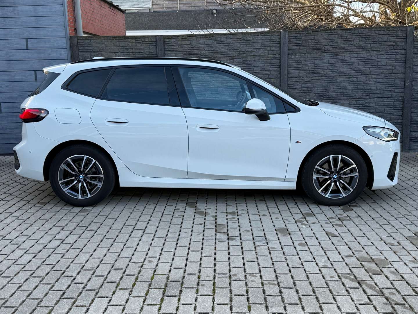 BMW 218 Active Tourer M Sport - - Joinsteer - #4