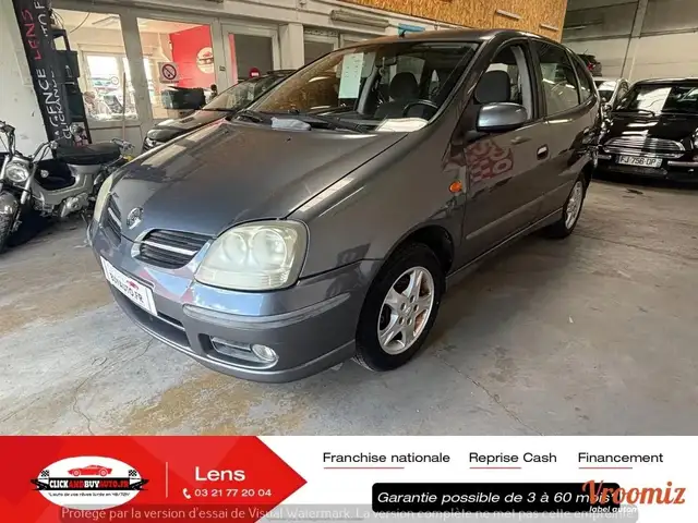 Nissan Almera