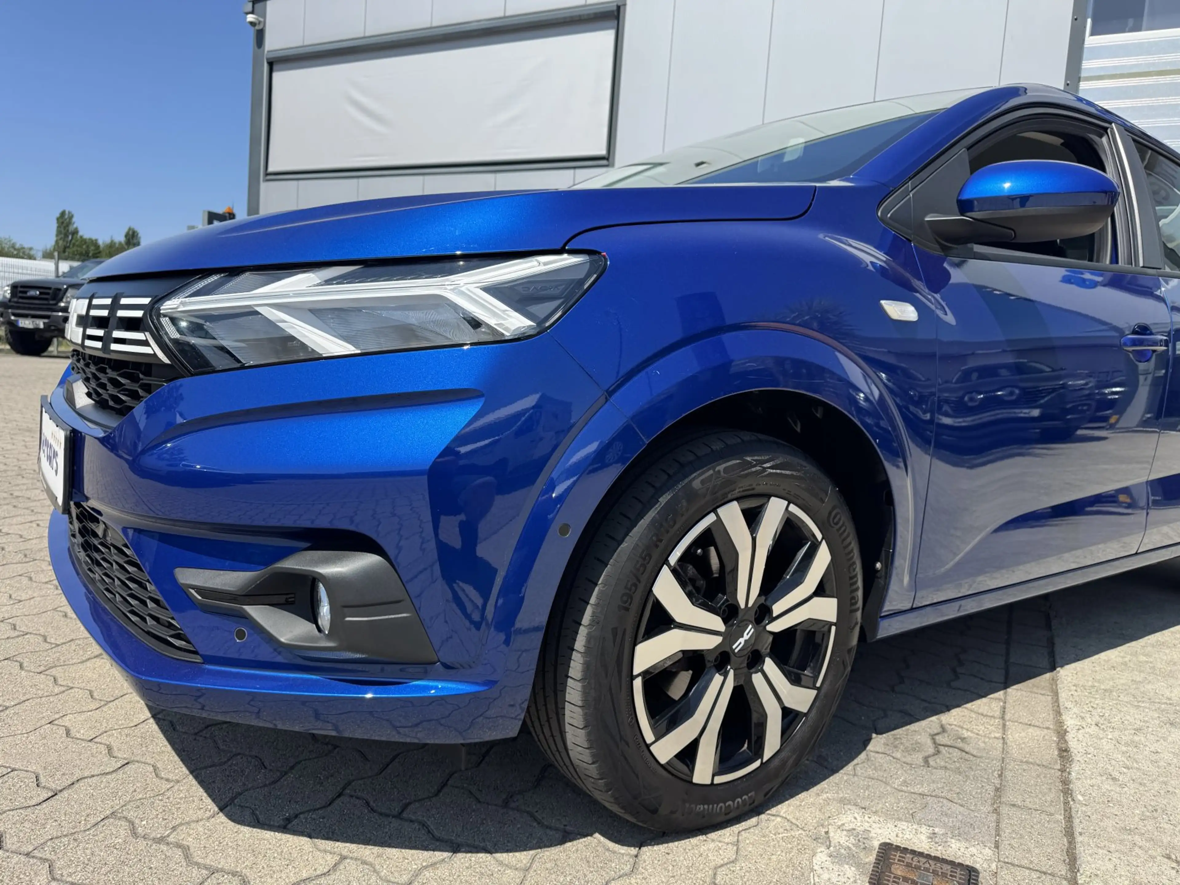 Dacia Logan Edition 6-Gang Navi,Kamera,SHZ — photo 4