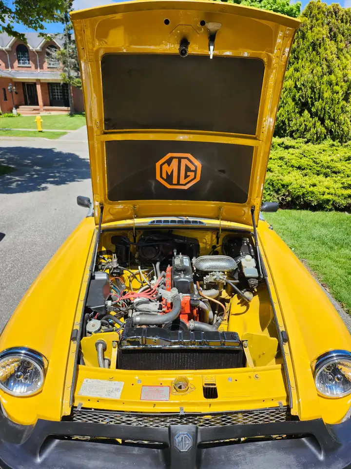 MG MGB photo MG MGB
