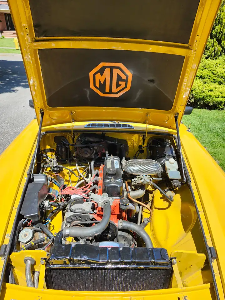 MG MGB photo MG MGB