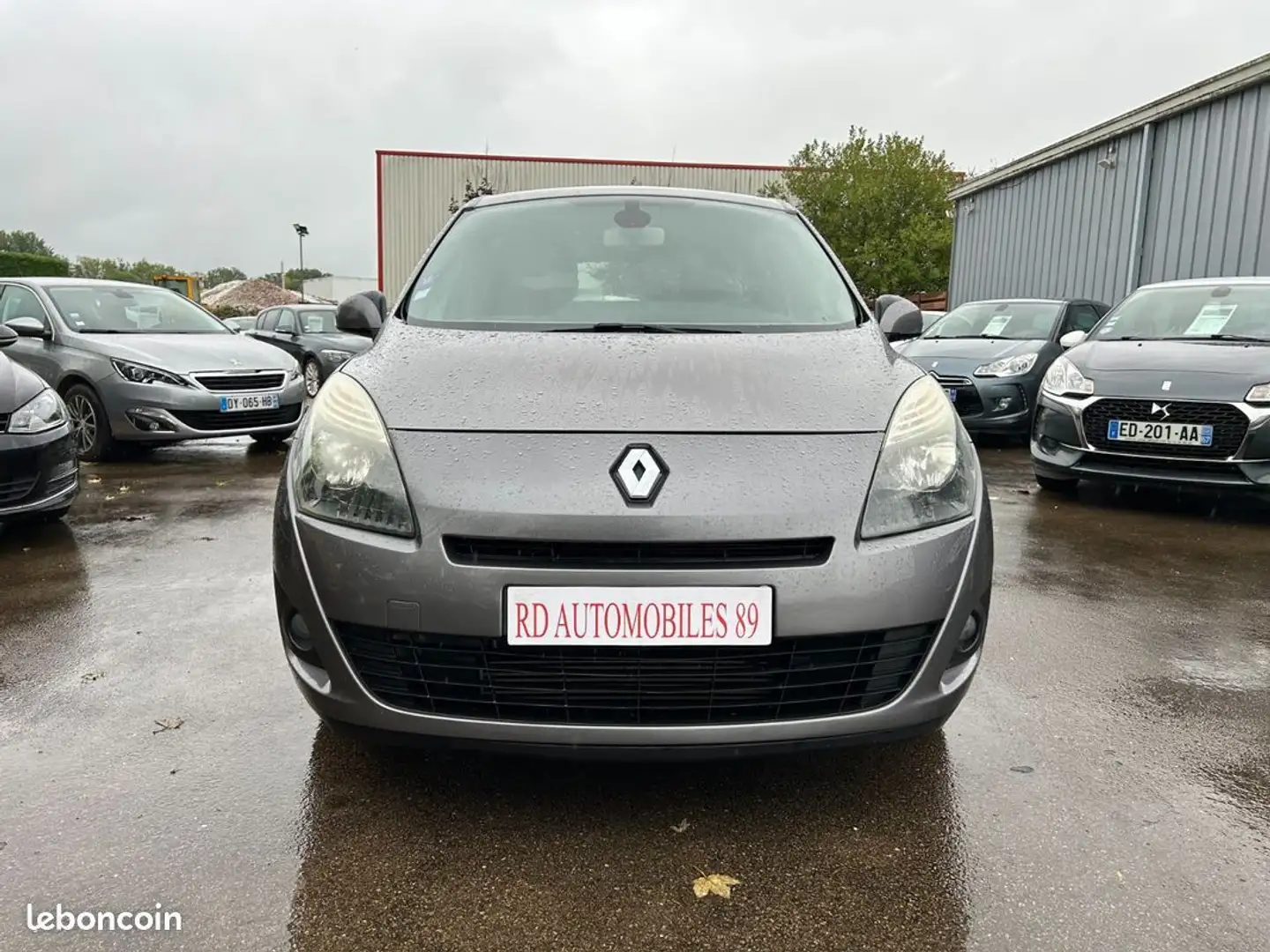 Renault Grand Scenic SCÉNIC III III 1.4 TCE 130 CH Dynamique Grau - 2