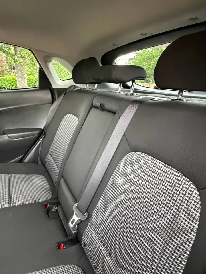 Hyundai KONA photo Hyundai KONA