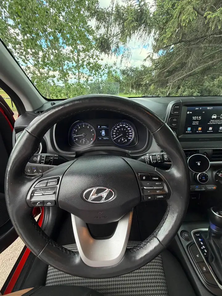 Hyundai KONA photo Hyundai KONA