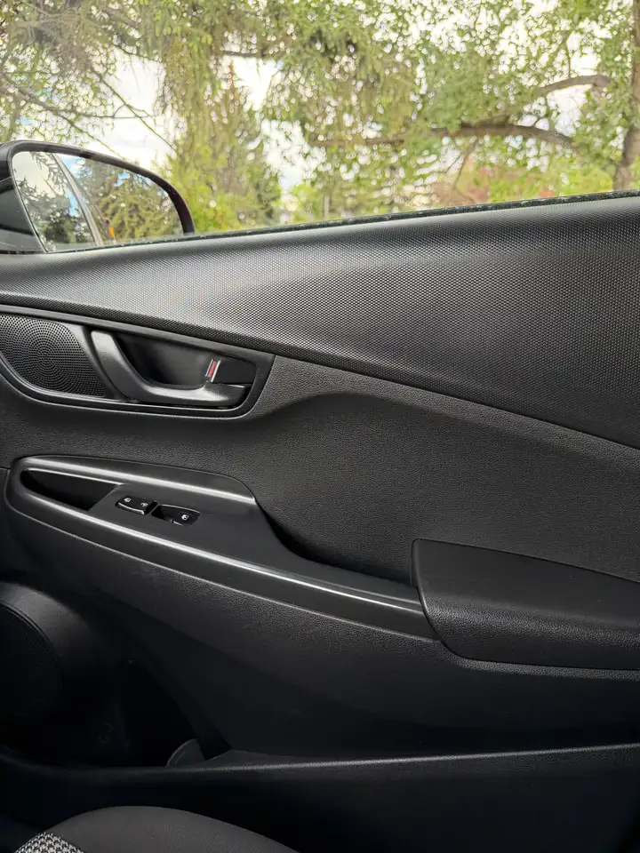 Hyundai KONA photo Hyundai KONA