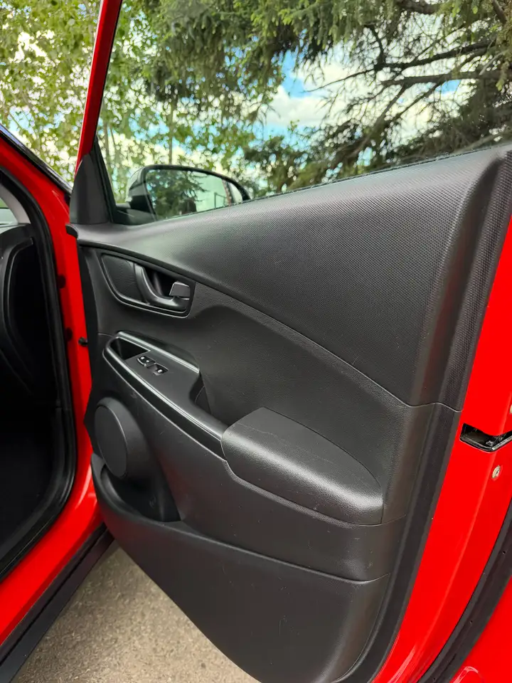 Hyundai KONA photo Hyundai KONA