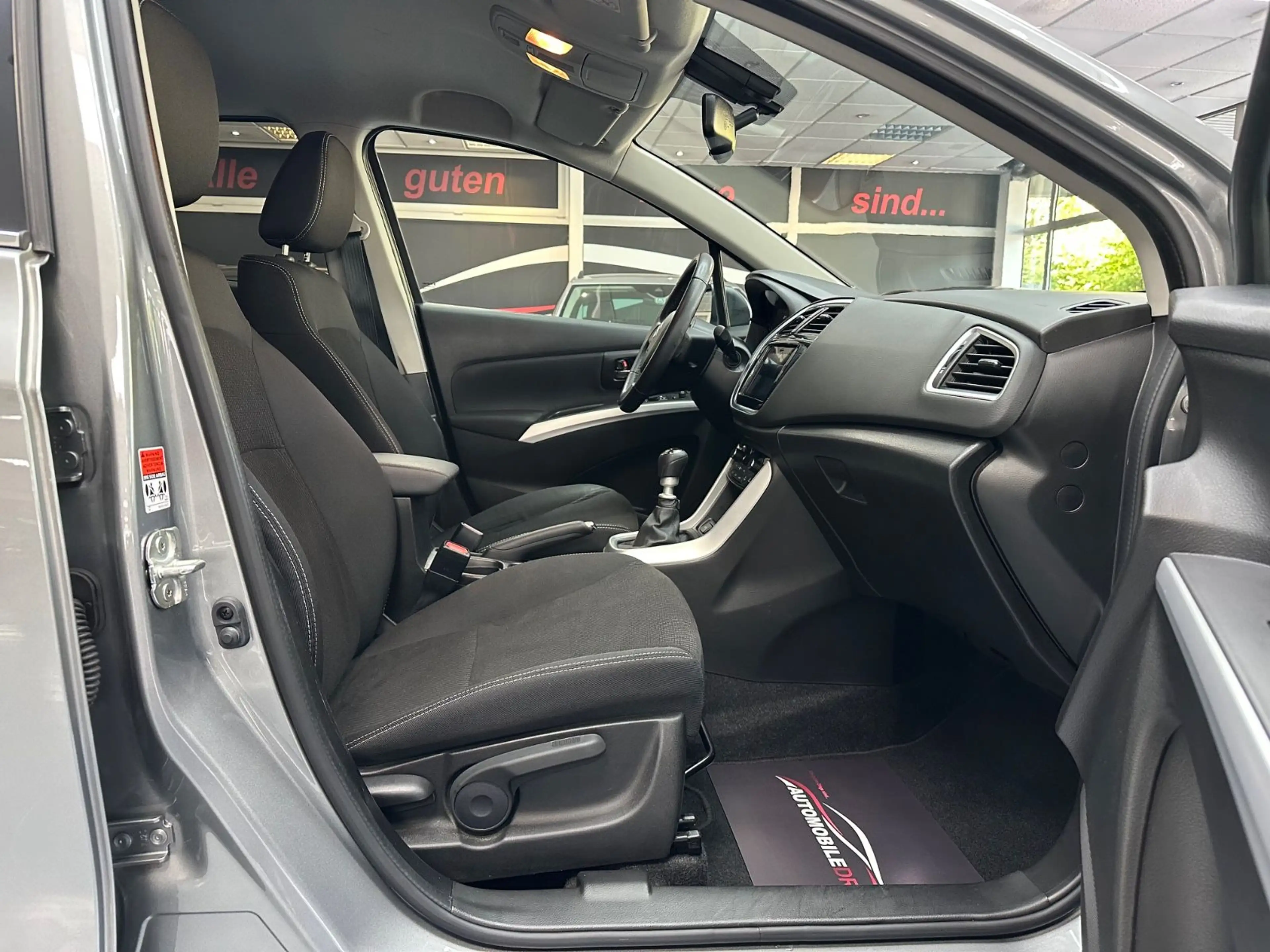Suzuki SX4 S-Cross Comfort 1.4 BoosterJet/ AHK/Kamera — photo 12