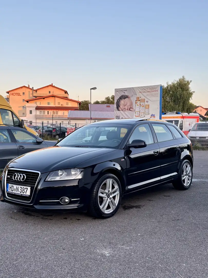 Audi A3 1.6 TDI Sportback DPF S line Sportpaket Schwarz - 2