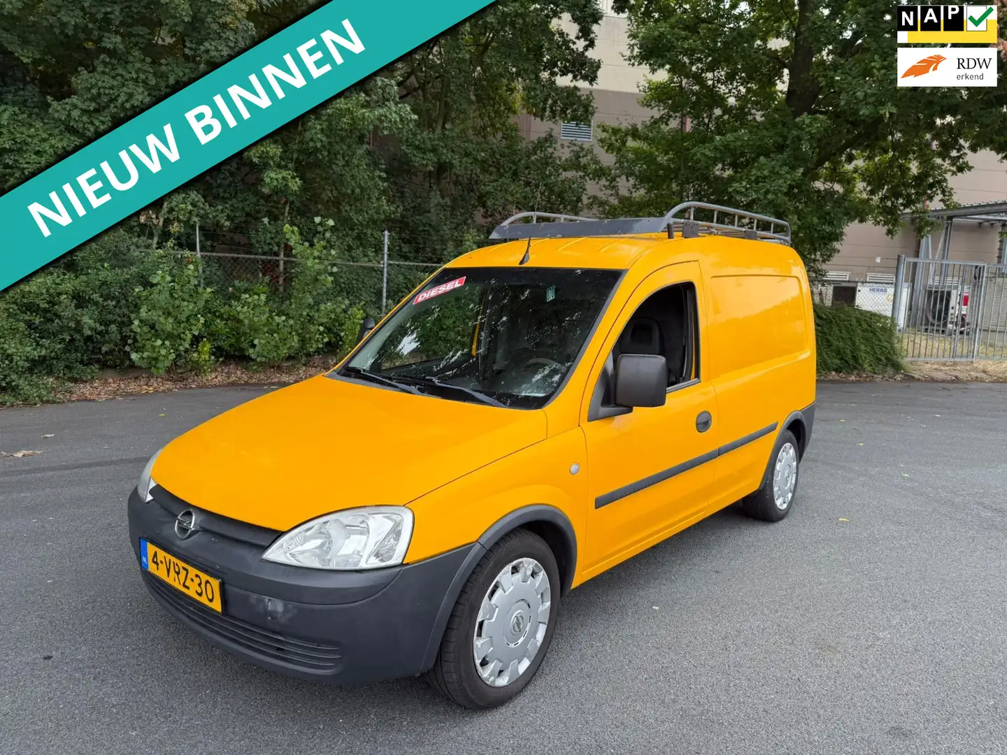 Opel Combo 1.3 CDTi Base 800 kg. MET VOL JAAR APK Galben - 1