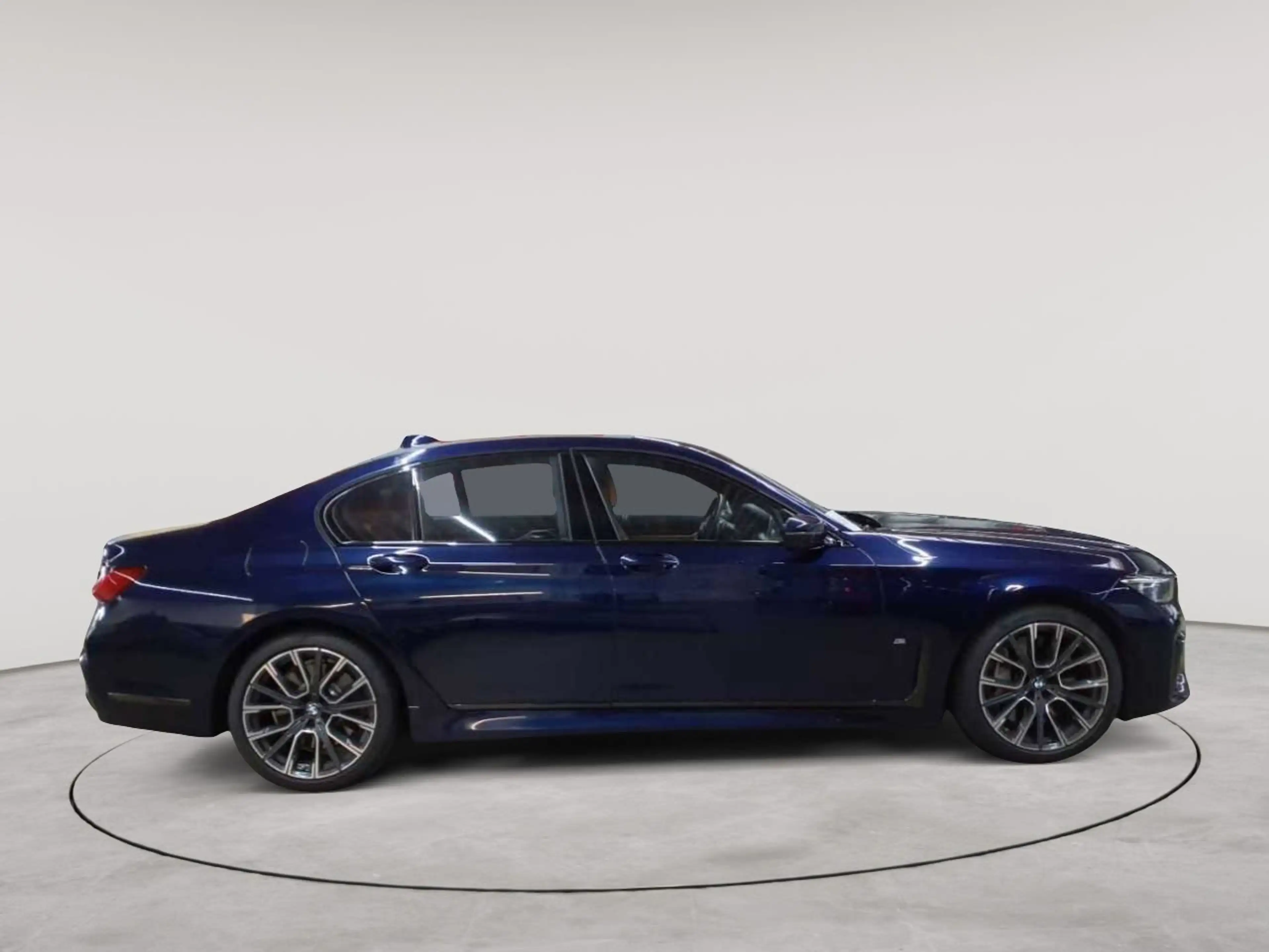 BMW 750 750i xDrive M-SPORT KOMF.SITZE Fond STHZ — photo 3