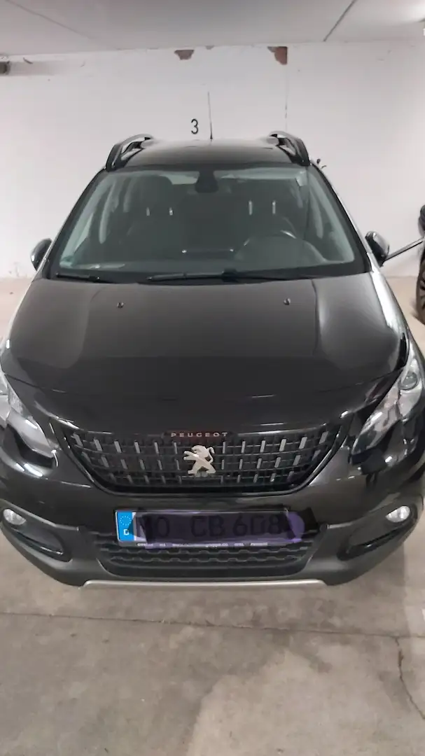 Peugeot 2008 2008 PureTech 110 Stop Schwarz - 1