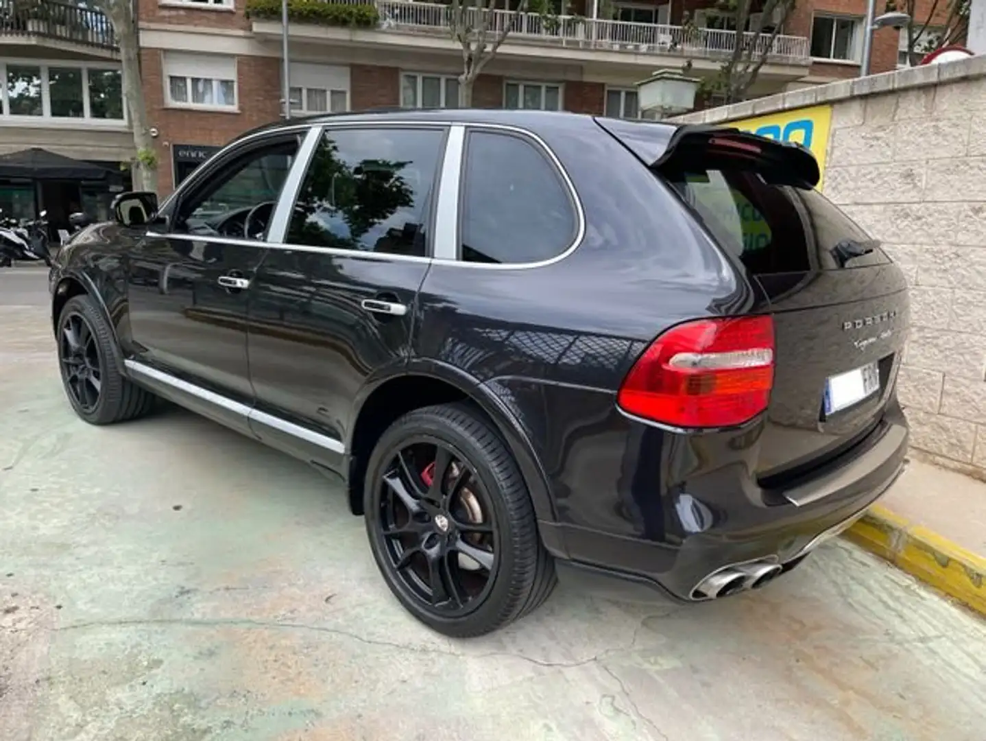 Porsche Cayenne Turbo Aut. - 5 Puertas - 2007 500cv Negro - 2