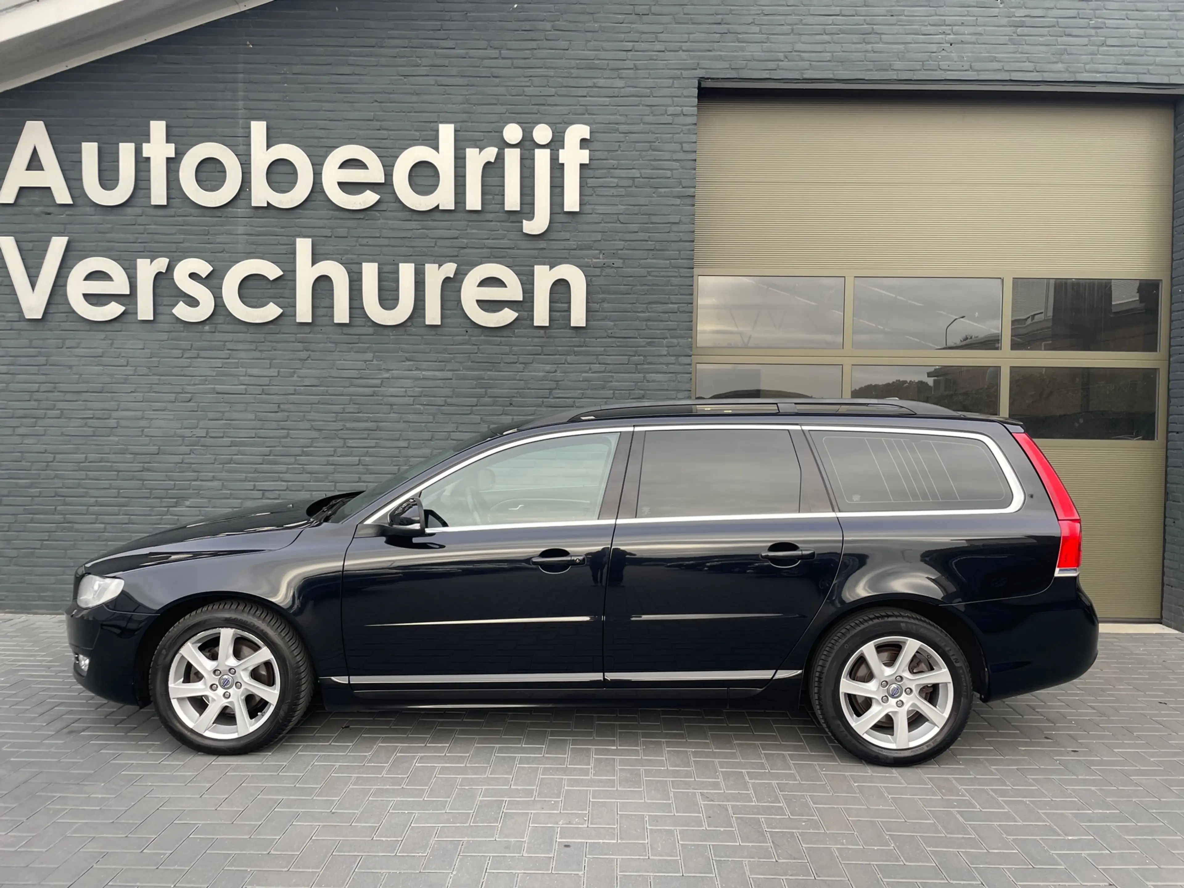 Volvo V70 1.6 T4 Momentum automaat stoelverwarming leer clim — photo 6