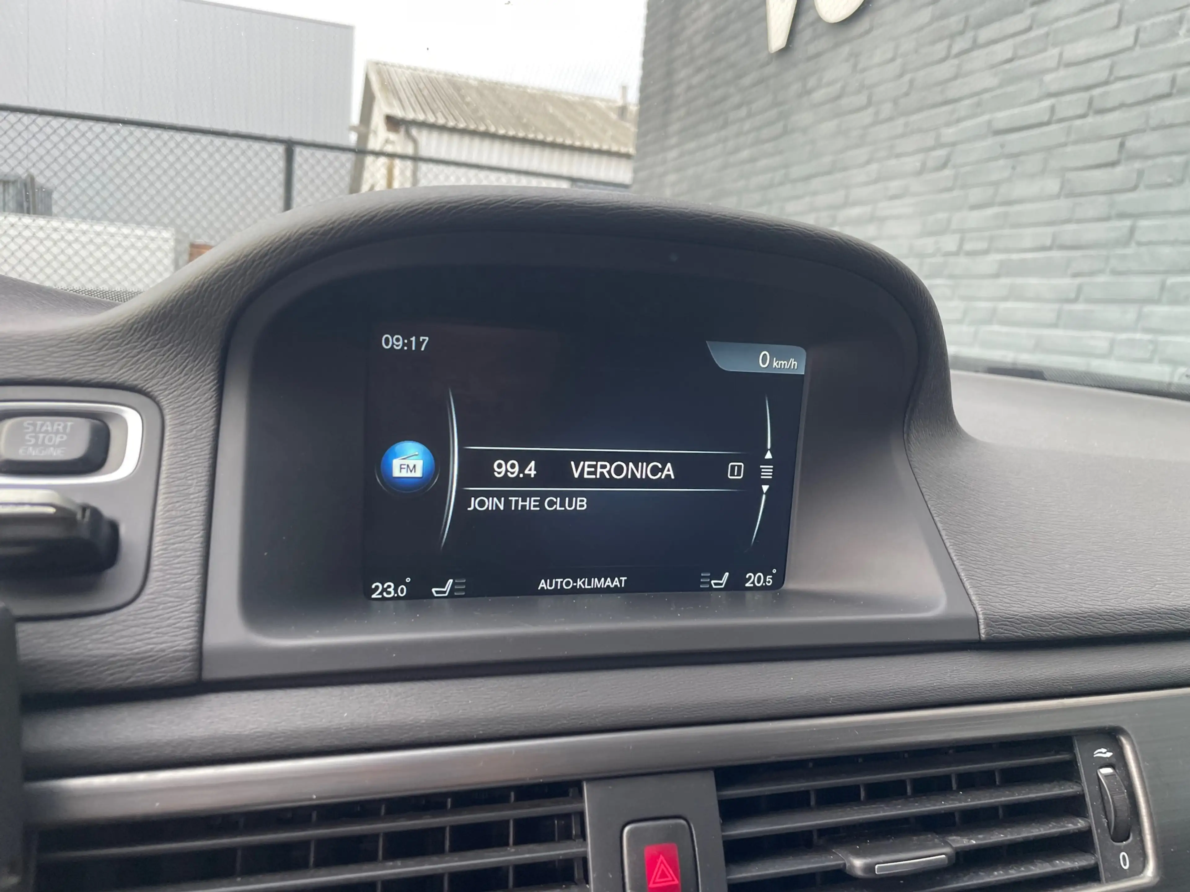Volvo V70 1.6 T4 Momentum automaat stoelverwarming leer clim — photo 27