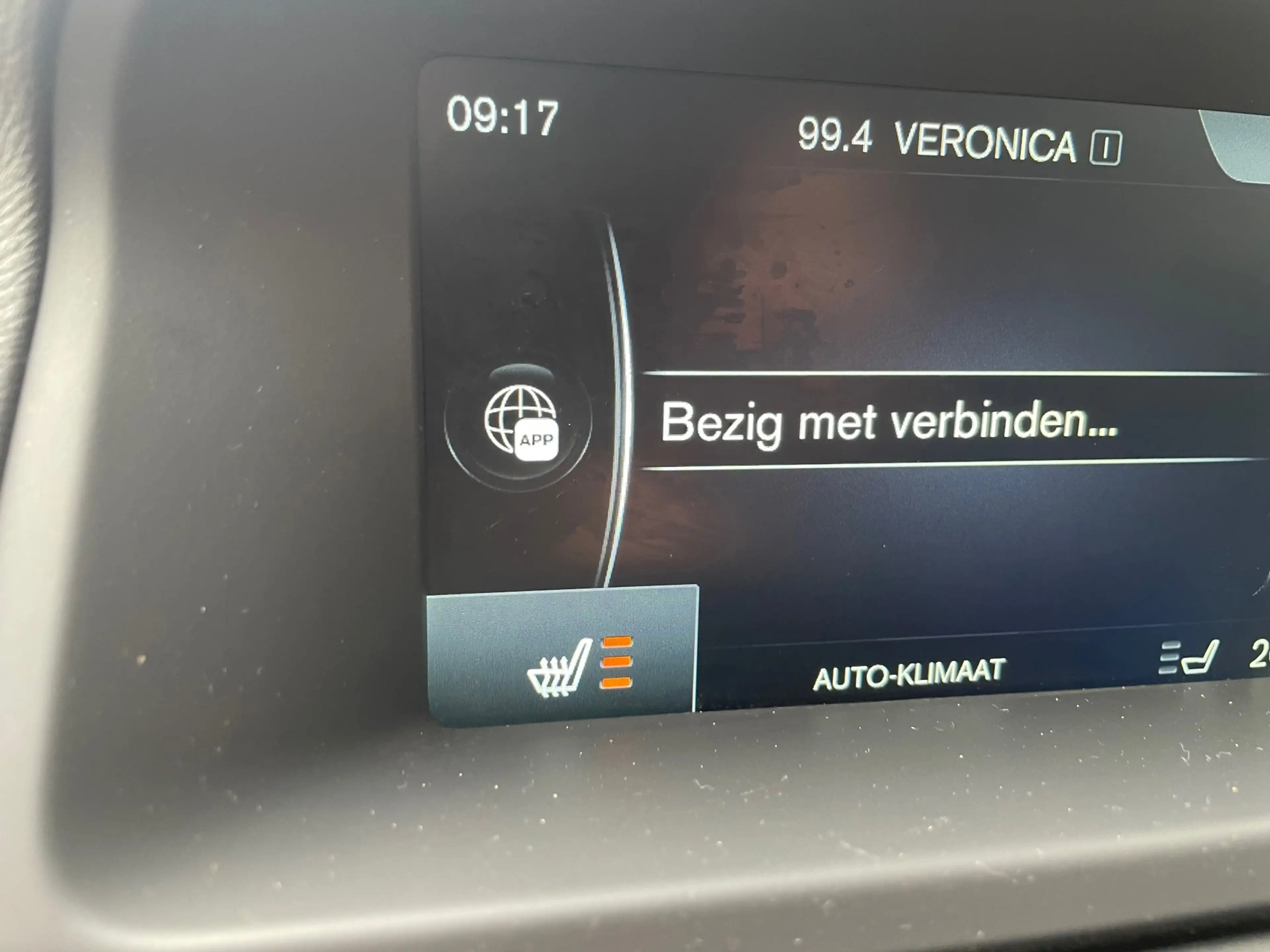 Volvo V70 1.6 T4 Momentum automaat stoelverwarming leer clim — photo 32