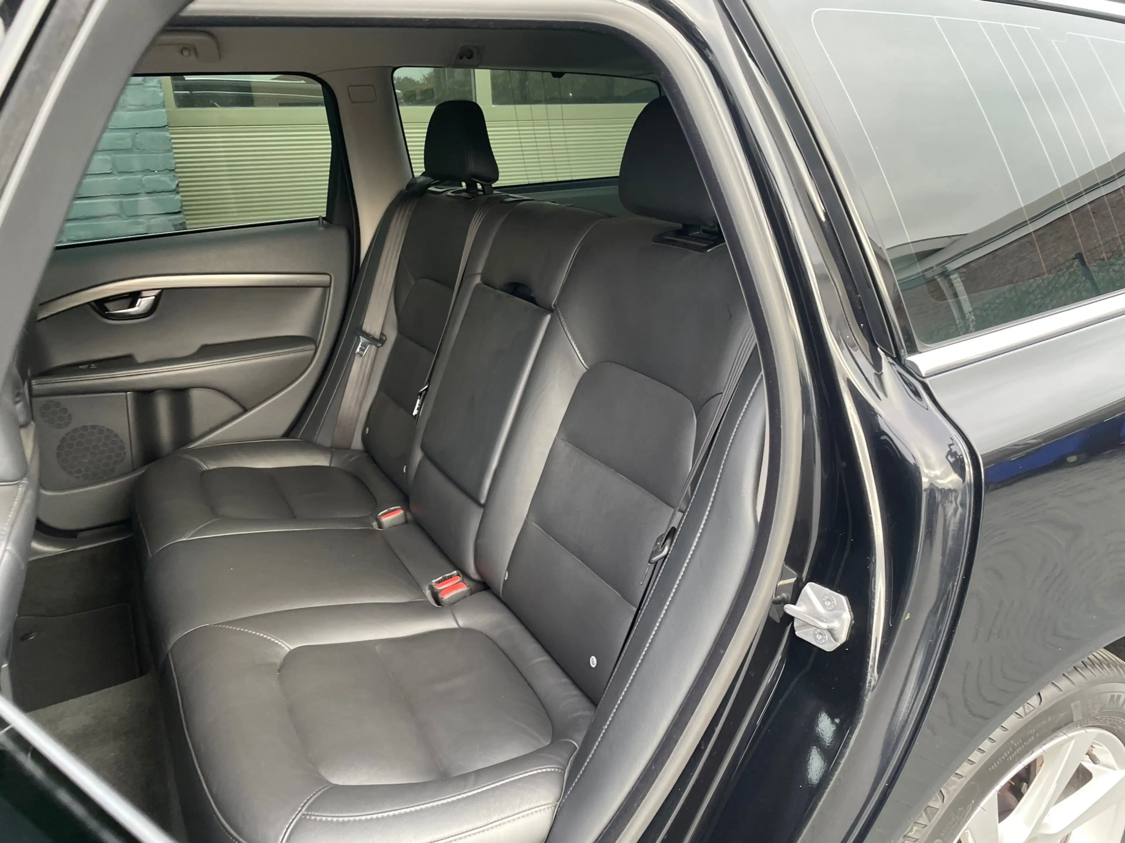 Volvo V70 1.6 T4 Momentum automaat stoelverwarming leer clim — photo 18