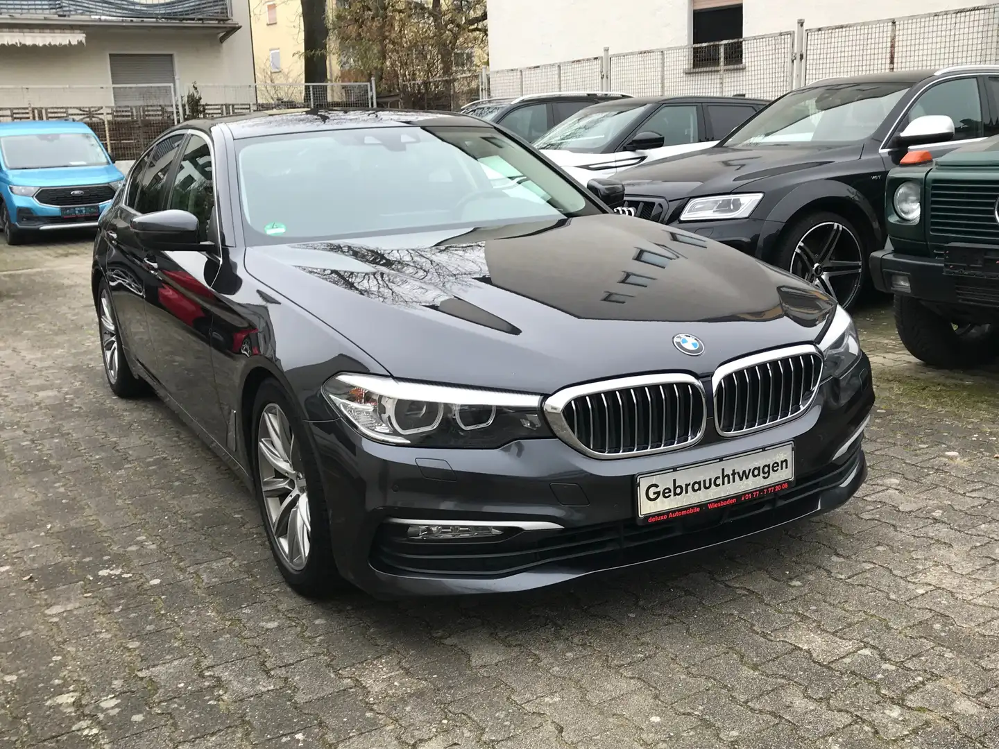 BMW 520 520d Aut. Sport Line ACC*SPORTSITZE-LEDER*NAVI Grau - 1