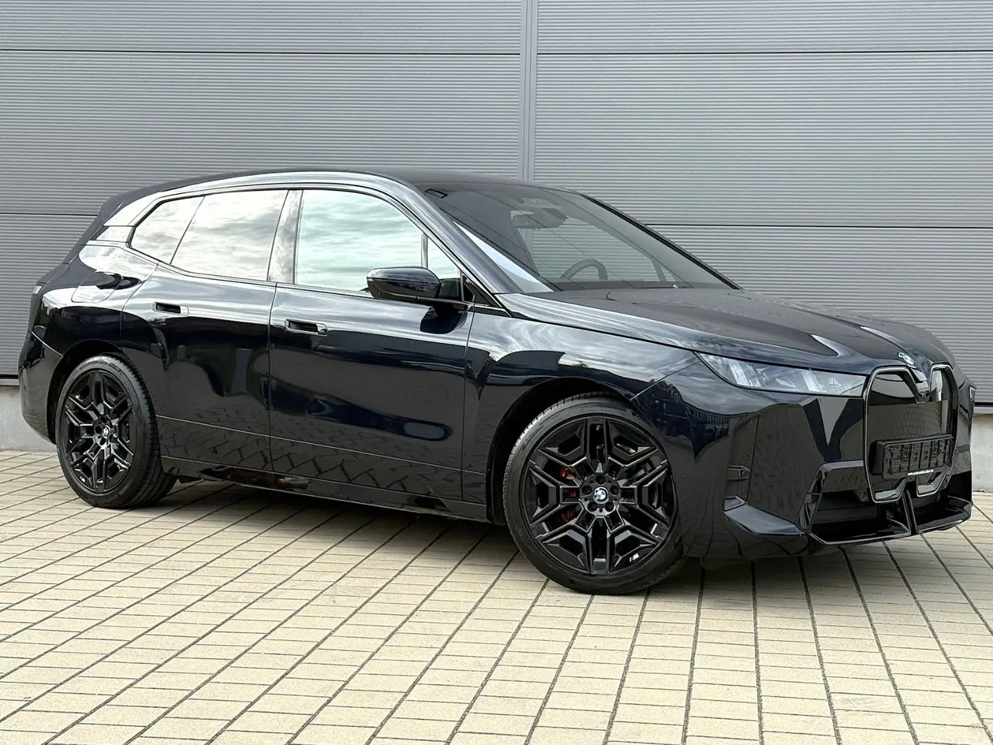 BMW iX 45 xDrive M Sport Pro*360°*H/K*Sitzbelüftung* Schwarz - 2