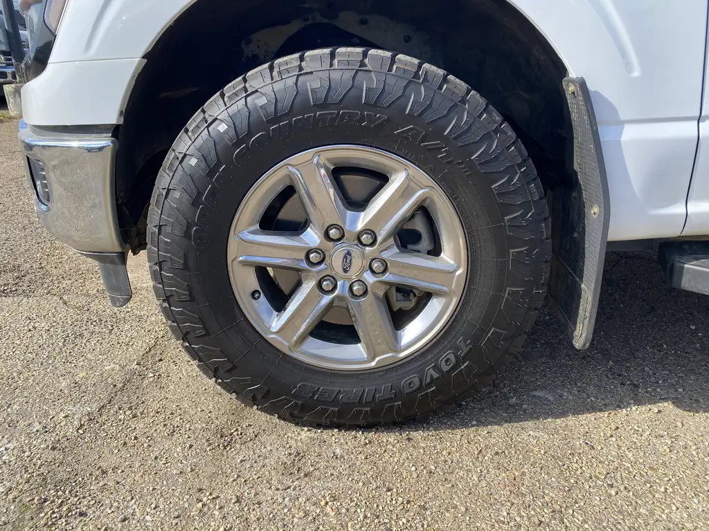 2024 Ford F-150 SuperCrew XLT SuperCrew 145 | 4X4 | 360 Cam | Trailer Sway C — photo 3