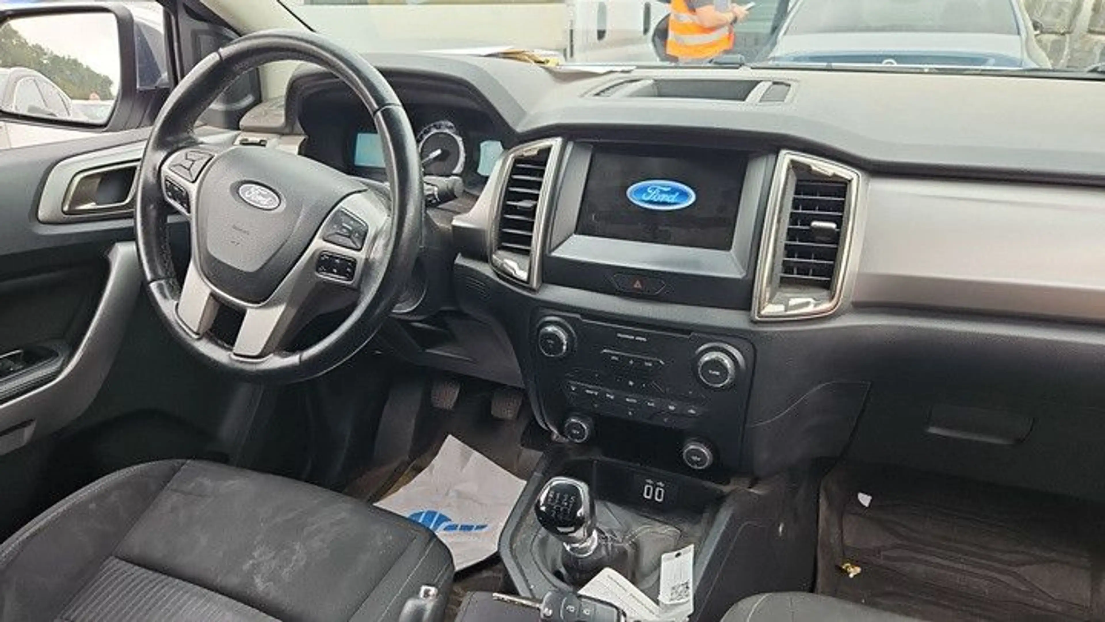 Ford Ranger 2,0 TDCi 125kW Doppelkabine 4x4 XLT AHK — photo 5