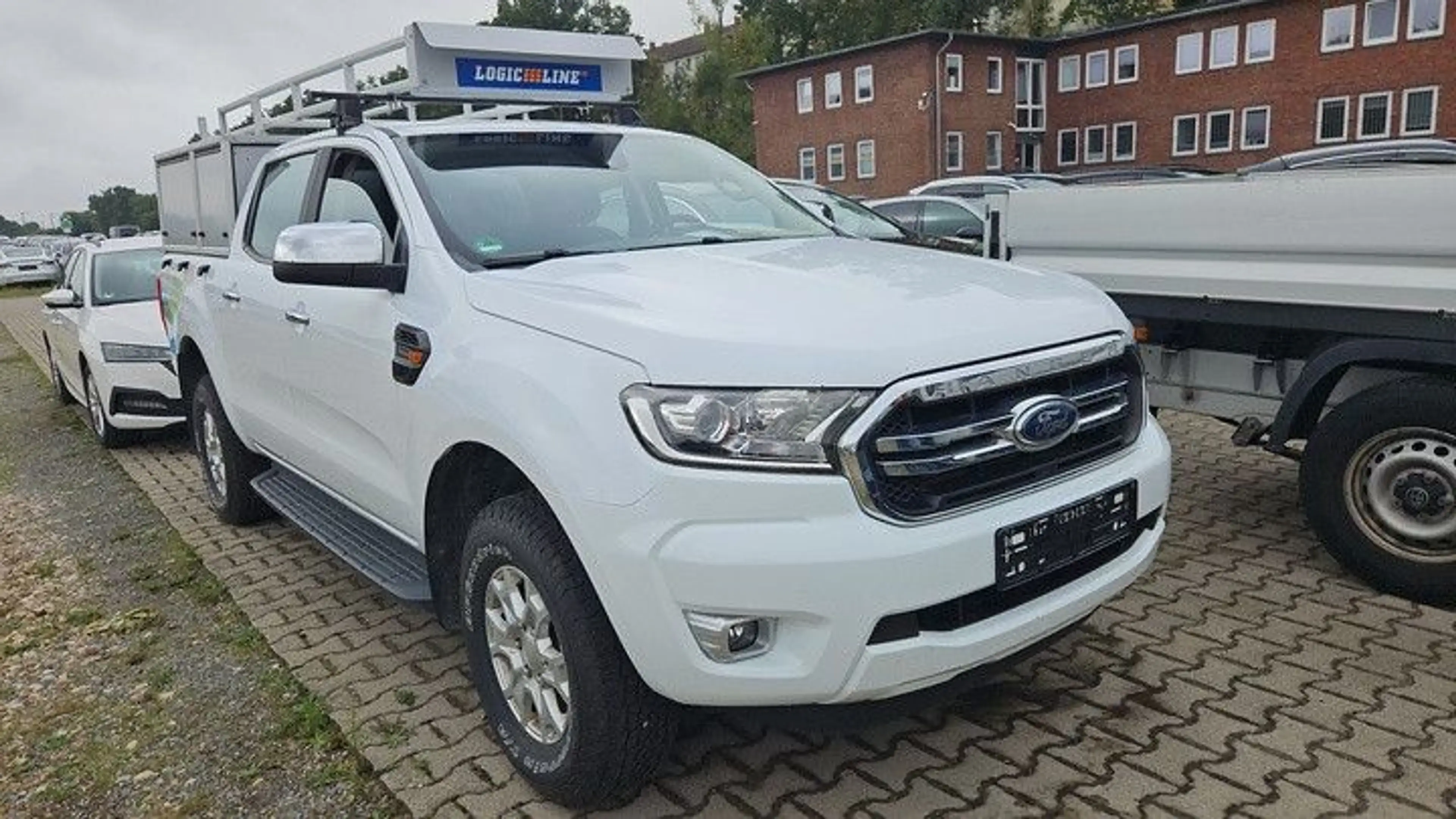 Ford Ranger 2,0 TDCi 125kW Doppelkabine 4x4 XLT AHK — photo 2
