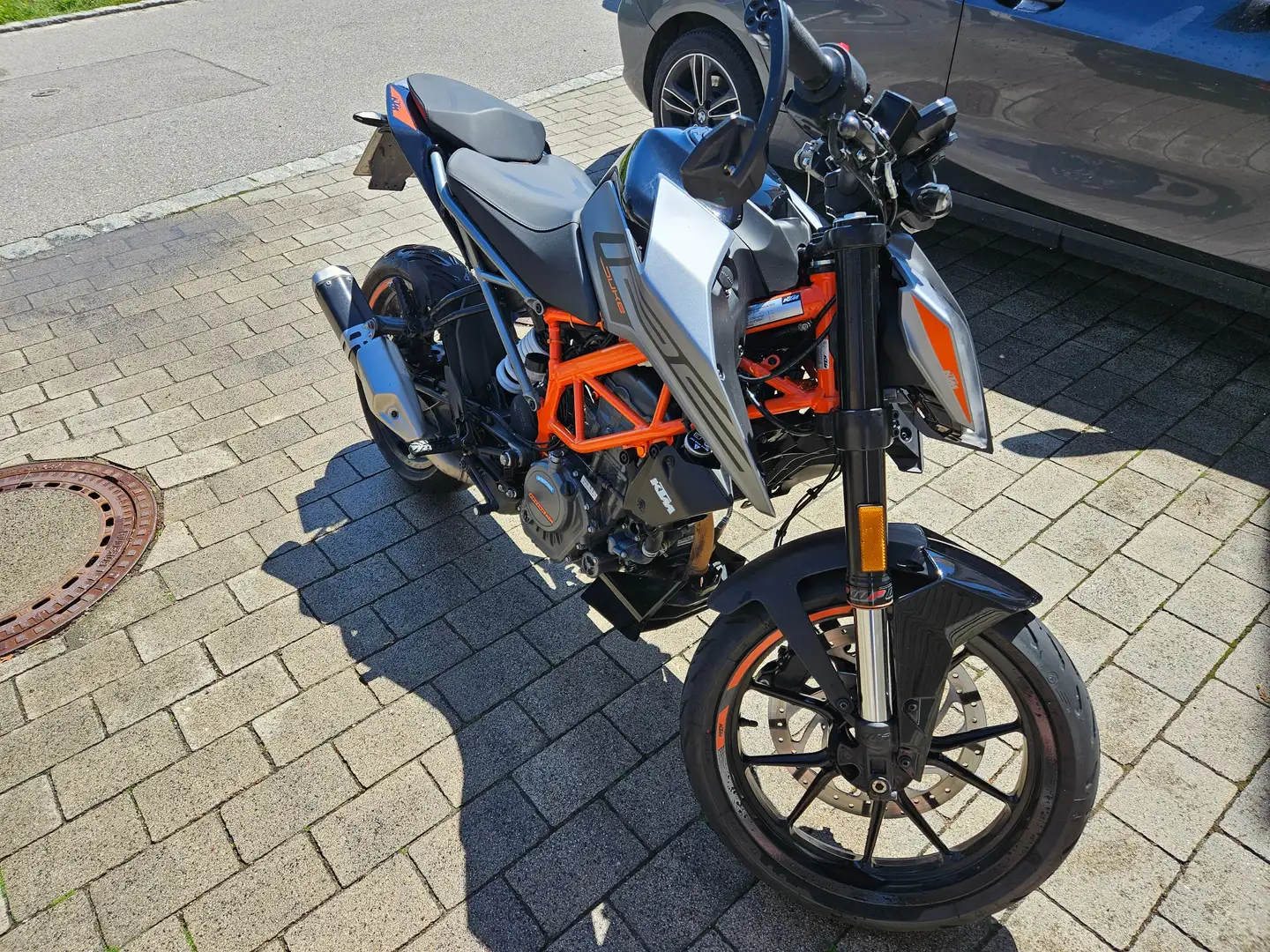 KTM 125 Duke TÜV neu Argintiu - 1