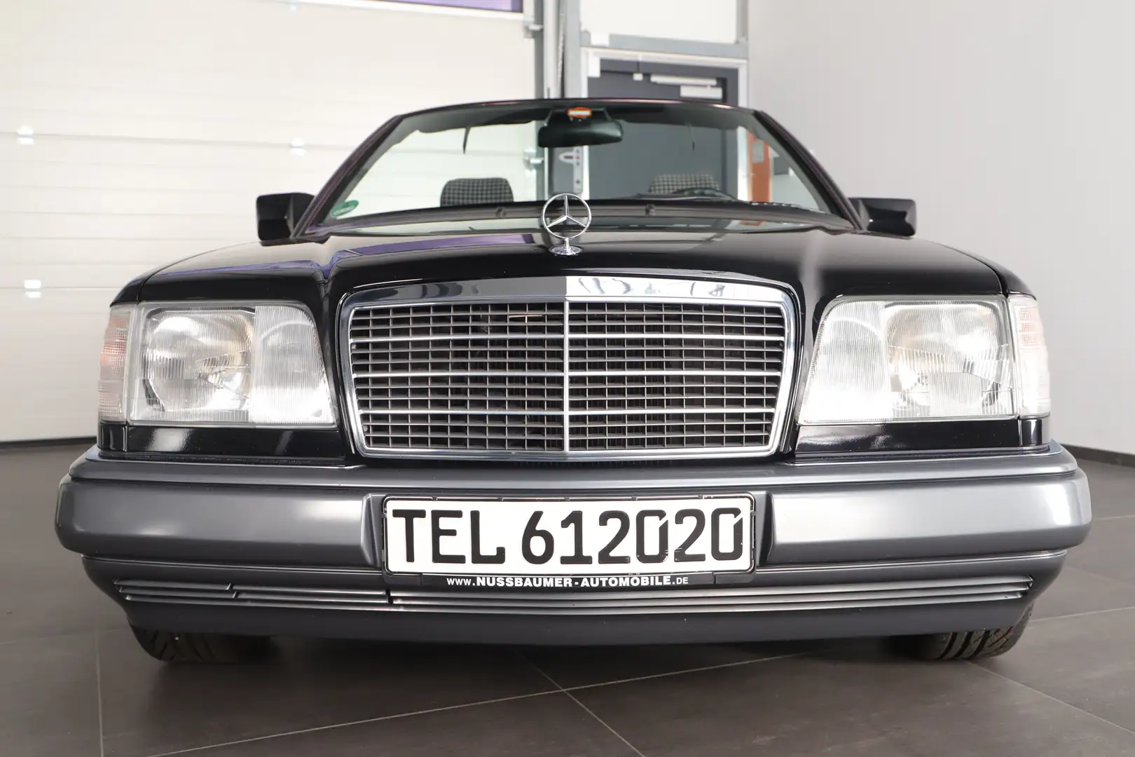 Mercedes-Benz E 200 SPORTLINE 1.HAND DEUTSCH KUNDENDIENST NEU TOPPPPPP Negru - 1